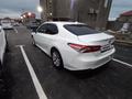 Toyota Camry 2018 года за 11 400 000 тг. в Шымкент – фото 4