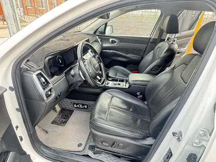 Kia Sorento 2022 года за 17 900 000 тг. в Алматы – фото 16