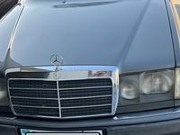 Mercedes-Benz E 230 1990 годаүшін1 600 000 тг. в Тараз