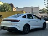 BYD Qin L DM-i 2025 года за 9 800 000 тг. в Алматы – фото 3