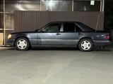 Mercedes-Benz E 280 1994 годаfor2 000 000 тг. в Алматы