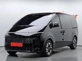 Hyundai Staria 2024 годаfor16 100 000 тг. в Астана