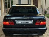 Mercedes-Benz E 320 2001 года за 6 500 000 тг. в Шымкент – фото 4