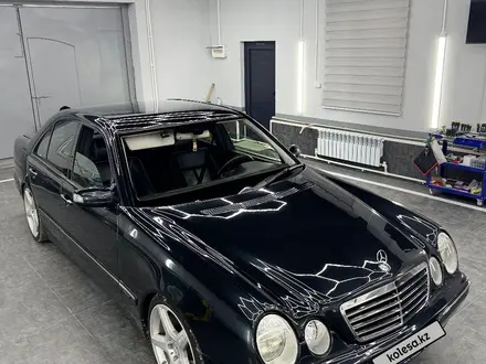 Mercedes-Benz E 55 AMG 2001 года за 6 400 000 тг. в Шымкент – фото 5