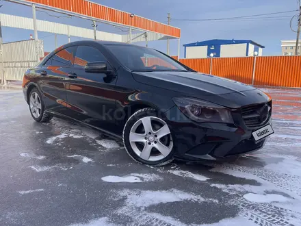 Mercedes-Benz CLA 200 2013 года за 9 900 000 тг. в Астана – фото 2