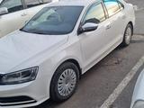 Volkswagen Jetta 2015 года за 6 200 000 тг. в Астана – фото 2