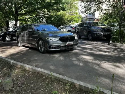 BMW 540 2017 года за 17 000 000 тг. в Алматы – фото 11