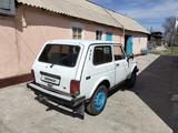 ВАЗ (Lada) Lada 2121 1998 годаүшін1 000 000 тг. в Талдыкорган – фото 2