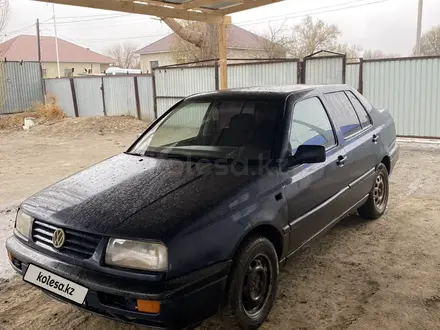 Volkswagen Vento 1993 года за 800 000 тг. в Кызылорда – фото 2