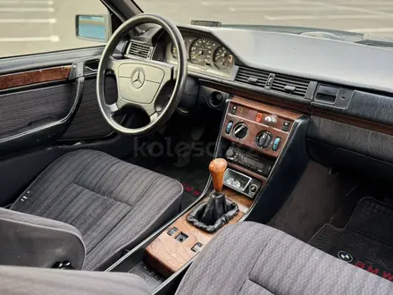 Mercedes-Benz E 200 1991 года за 1 550 000 тг. в Шымкент – фото 10