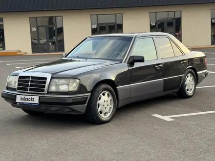 Mercedes-Benz E 200 1991 года за 1 550 000 тг. в Шымкент – фото 3
