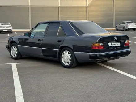 Mercedes-Benz E 200 1991 года за 1 550 000 тг. в Шымкент – фото 4