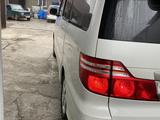 Toyota Alphard 2005 года за 7 500 000 тг. в Шымкент – фото 3