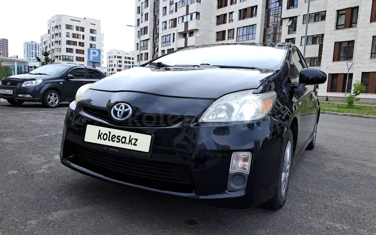 Toyota Prius 2010 годаfor5 900 000 тг. в Семей