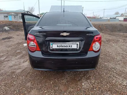 Chevrolet Aveo 2014 года за 3 300 000 тг. в Астана – фото 8