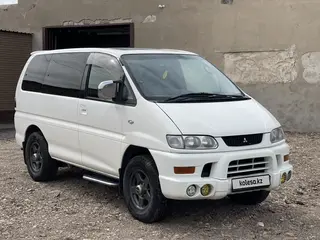 Mitsubishi Delica