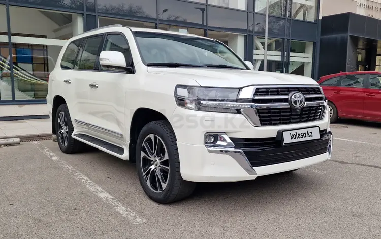 Toyota Land Cruiser 2021 года за 40 500 040 тг. в Алматы