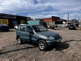 Chevrolet Niva 2006 года за 1 270 000 тг. в Астана – фото 2