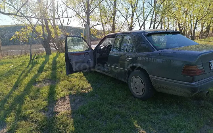 Mercedes-Benz E 300 1993 года за 1 300 000 тг. в Тайынша