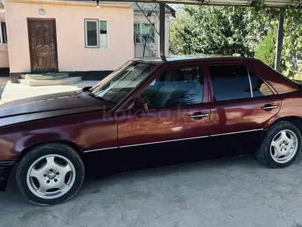 Mercedes-Benz E 230 1991 года за 1 250 000 тг. в Алматы – фото 3