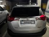 Toyota RAV4 2013 года за 8 600 000 тг. в Астана – фото 2
