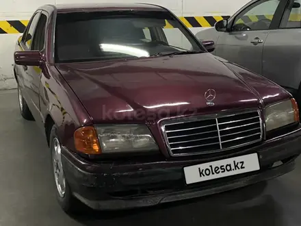 Mercedes-Benz C 180 1996 года за 1 100 000 тг. в Алматы