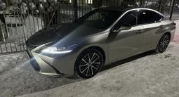 Lexus ES 250 2022 года за 24 500 000 тг. в Алматы