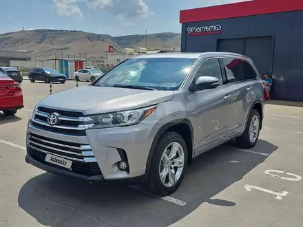 Toyota Highlander 2015 года за 15 000 000 тг. в Тараз