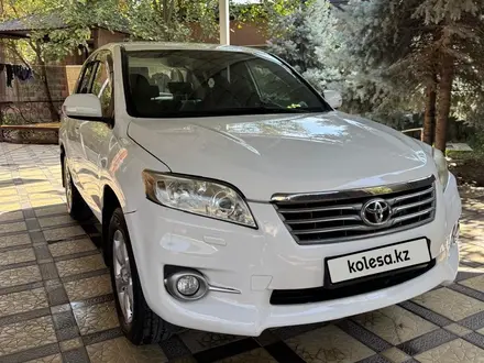 Toyota RAV4 2011 года за 8 100 000 тг. в Алматы – фото 2