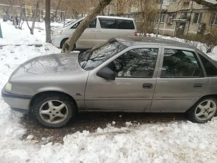 Opel Vectra 1992 года за 620 000 тг. в Шымкент – фото 3