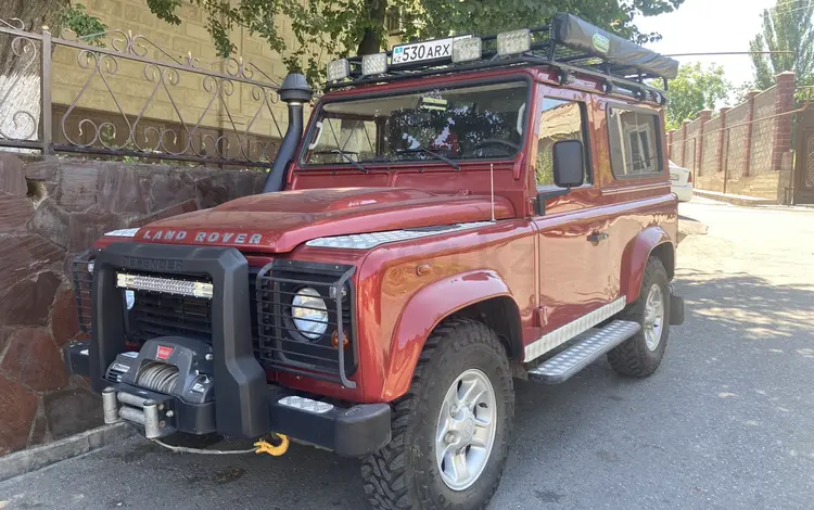 Land Rover Defender 2011 годаүшін14 000 000 тг. в Аксукент