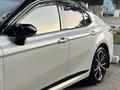 Toyota Camry 2020 годаүшін14 200 000 тг. в Уральск – фото 10
