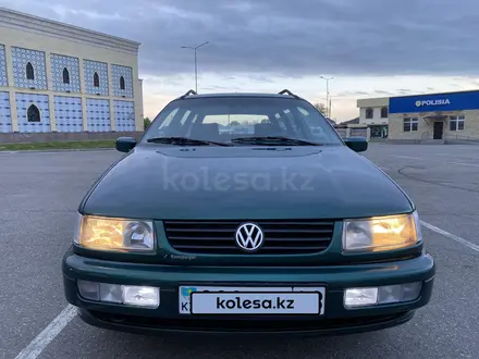 Volkswagen Passat 1995 года за 3 200 000 тг. в Тараз