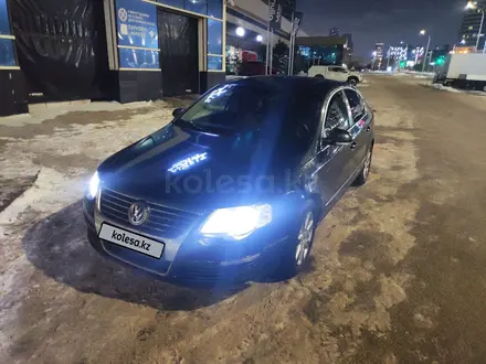 Volkswagen Passat 2006 года за 4 200 000 тг. в Астана – фото 2