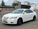 Toyota Camry 2008 года за 6 200 000 тг. в Уральск – фото 2