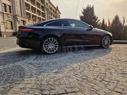 Mercedes-Benz E 400 2018 года за 26 000 000 тг. в Алматы – фото 6