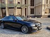 Mercedes-Benz E 400 2018 года за 26 000 000 тг. в Алматы