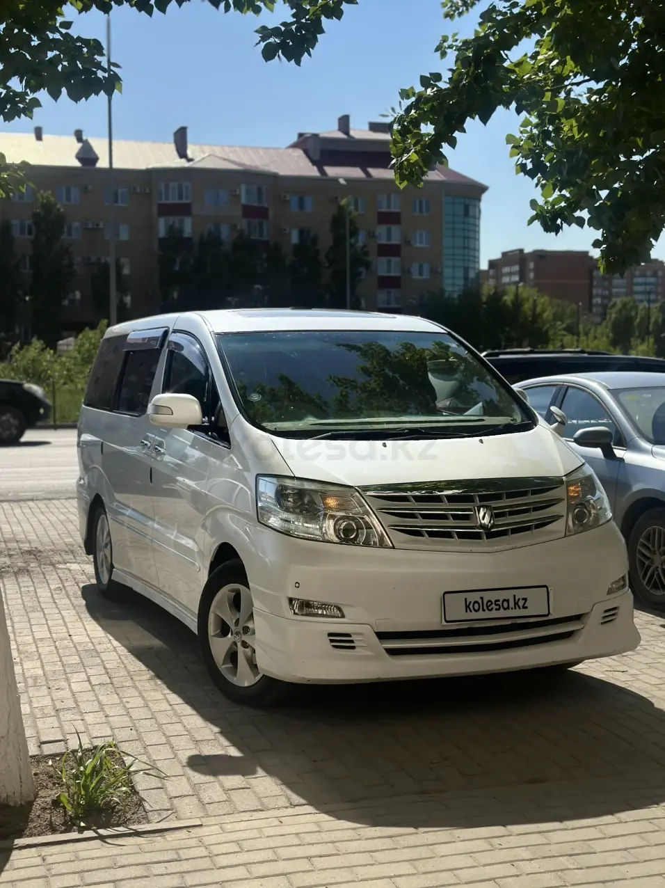 Toyota Alphard, 2007