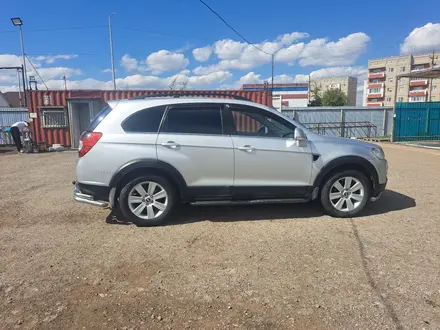 Chevrolet Captiva 2011 года за 4 000 000 тг. в Караганда – фото 11