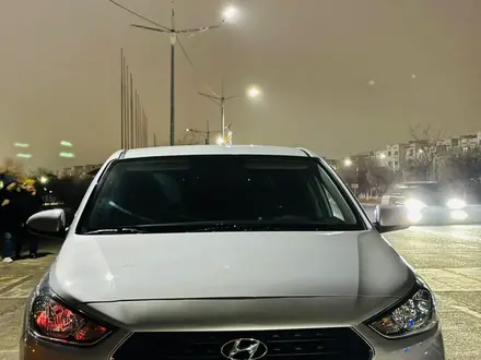 Hyundai Accent 2018 года за 6 500 000 тг. в Жанаозен