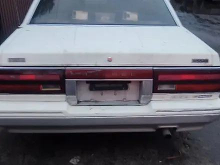 Nissan Laurel 1989 года за 650 000 тг. в Семей – фото 3