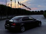 BMW 325 2008 года за 2 500 000 тг. в Атырау – фото 2