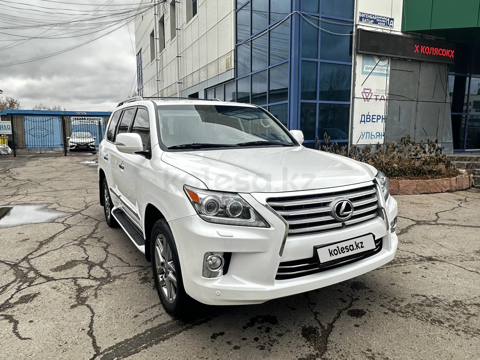 Lexus LX 570 2013 г.