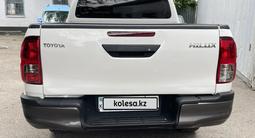 Toyota Hilux 2018 года за 14 800 000 тг. в Алматы – фото 5
