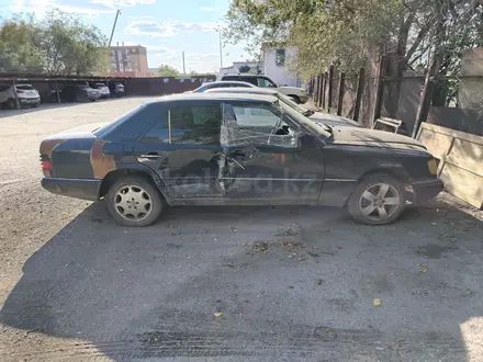 Mercedes-Benz E 220 1994 года за 1 000 000 тг. в Сатпаев