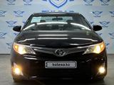 Toyota Camry 2014 года за 9 150 000 тг. в Шымкент – фото 2