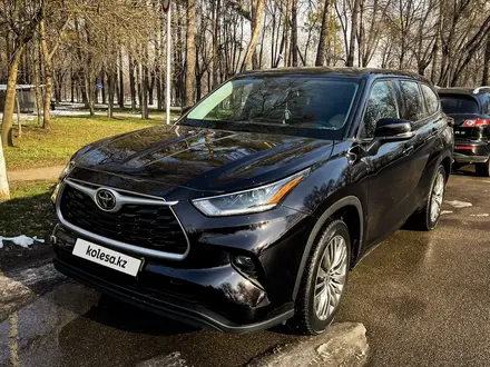 Toyota Highlander 2021 года за 16 900 000 тг. в Алматы – фото 4
