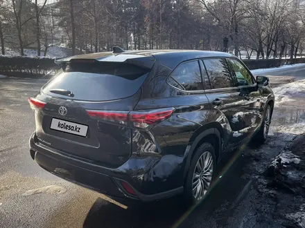 Toyota Highlander 2021 года за 16 900 000 тг. в Алматы – фото 6
