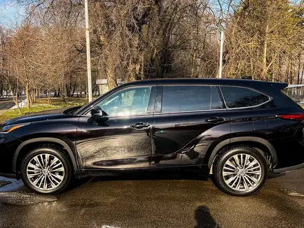 Toyota Highlander 2021 года за 16 900 000 тг. в Алматы – фото 9