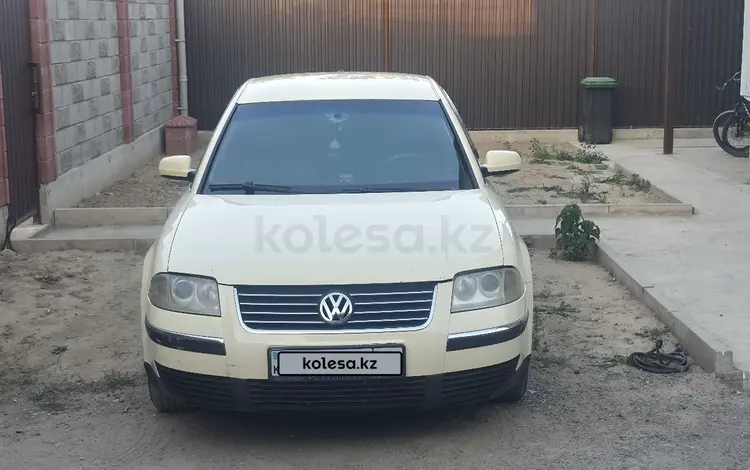 Volkswagen Passat 2003 годаүшін2 200 000 тг. в Алматы